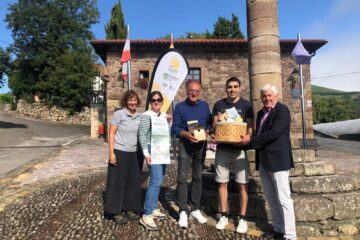 Ser sostenible tiene premio. Entrega del sorteo de la Feria del Queso de Pesquera