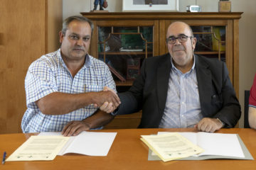 El Gobierno de Cantabria y la Red Cántabra de Desarrollo Rural firman el convenio para la ejecución de Naturea Cantabria en 2018