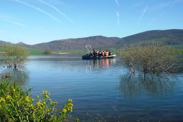 Pantano del Ebro en lancha